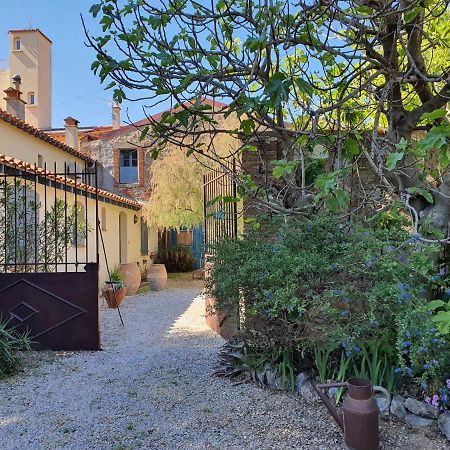 Le Clos Des Pins Claira Exteriér fotografie