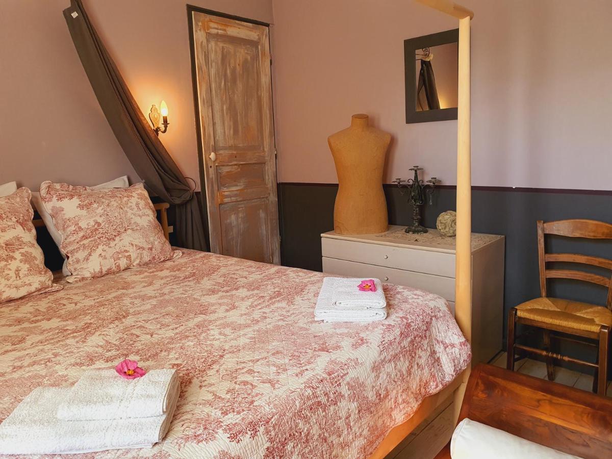 Le Clos Des Pins Claira Exteriér fotografie