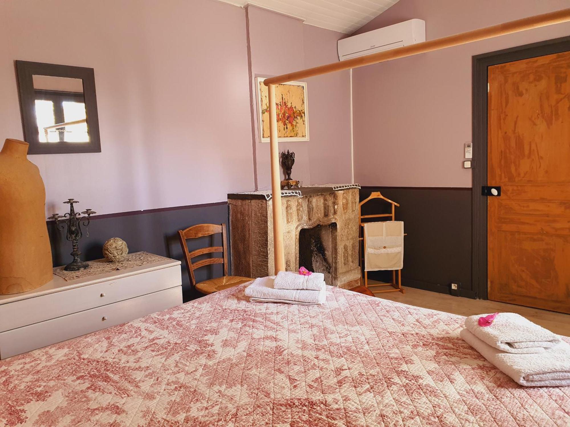 Le Clos Des Pins Claira Pokoj fotografie